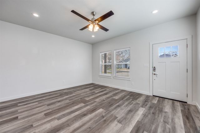 924 W Collins Street, Denison, TX 75020