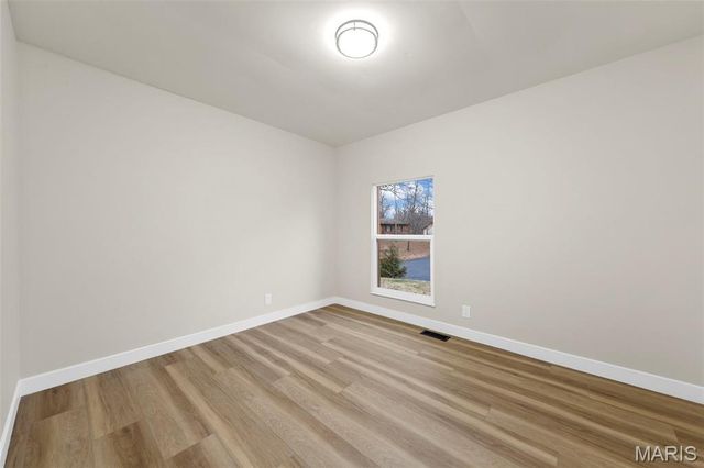 3143 La Baron Lane, St Charles, MO 63303