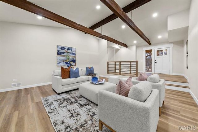 3143 La Baron Lane, St Charles, MO 63303