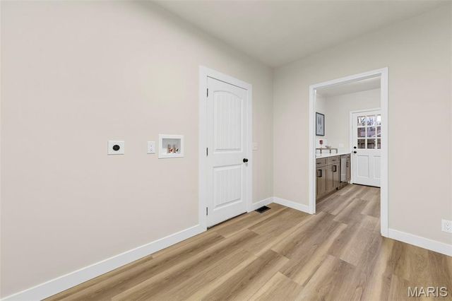 3143 La Baron Lane, St Charles, MO 63303