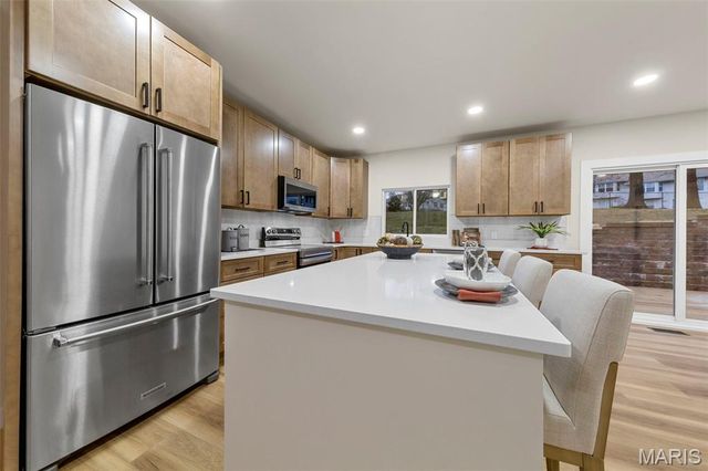 3143 La Baron Lane, St Charles, MO 63303