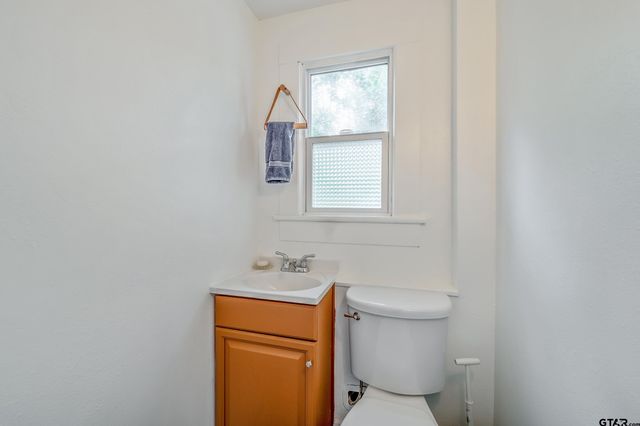 704 W 3RD St, Tyler, TX 75701