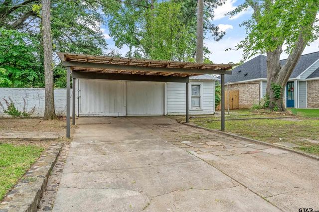 704 W 3RD St, Tyler, TX 75701