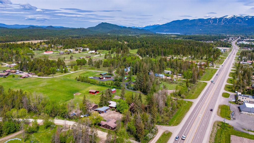 5710 US Hwy 93 S, Whitefish, MT 59937 photo 2