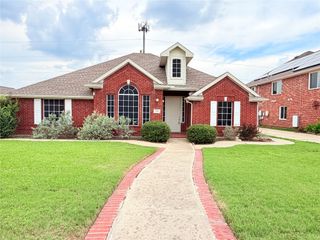 301 Mimosa Drive, Murphy, TX 75094