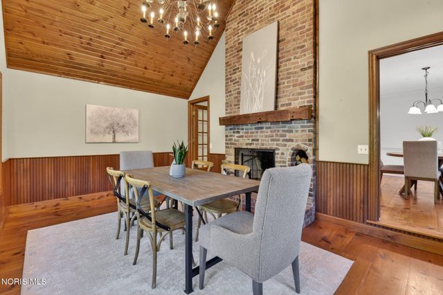 5238 River Ridge Circle, Sylvania, OH 43560