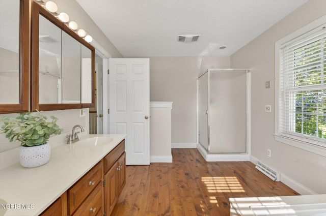 5238 River Ridge Circle, Sylvania, OH 43560