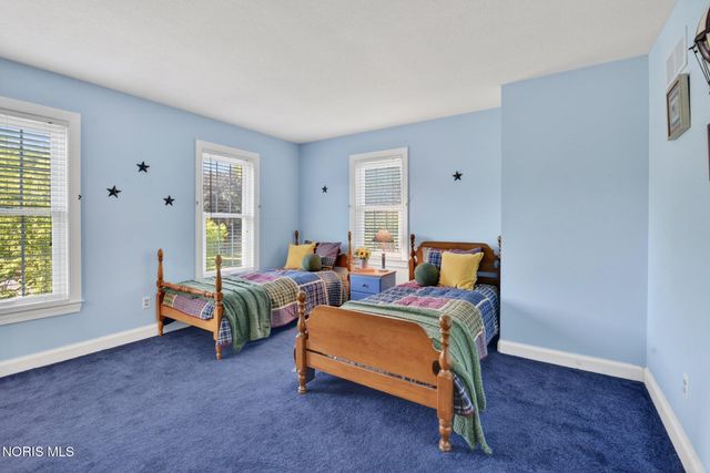 5238 River Ridge Circle, Sylvania, OH 43560