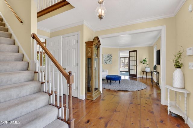 5238 River Ridge Circle, Sylvania, OH 43560