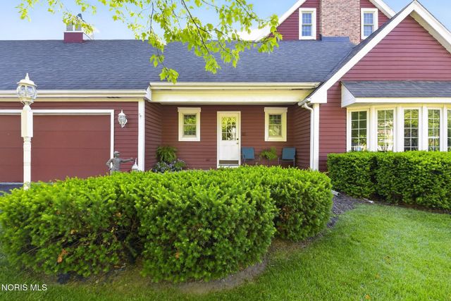 5238 River Ridge Circle, Sylvania, OH 43560