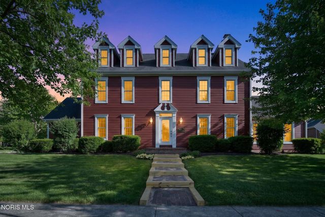 5238 River Ridge Circle, Sylvania, OH 43560