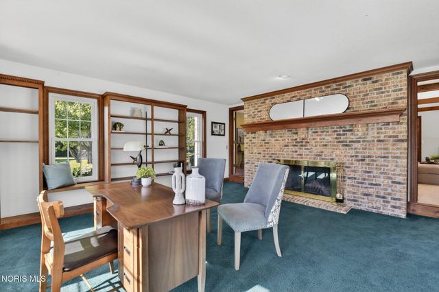 5238 River Ridge Circle, Sylvania, OH 43560