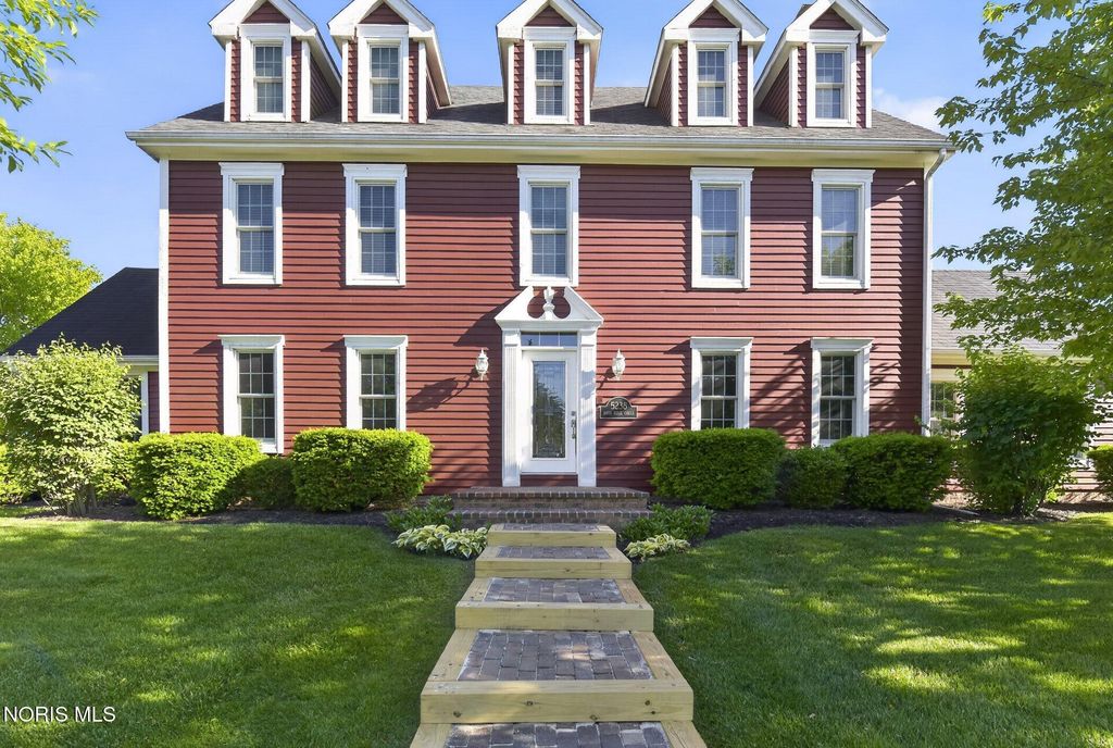 5238 River Ridge Circle, Sylvania, OH 43560