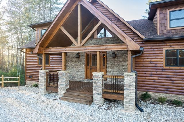 612 Kensington Drive, Mineral Bluff, GA 30559