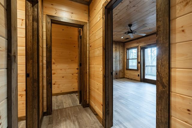 612 Kensington Drive, Mineral Bluff, GA 30559