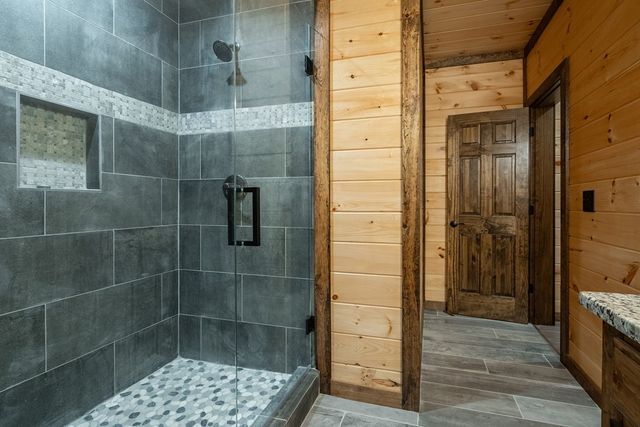 612 Kensington Drive, Mineral Bluff, GA 30559