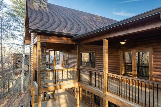 612 Kensington Drive, Mineral Bluff, GA 30559