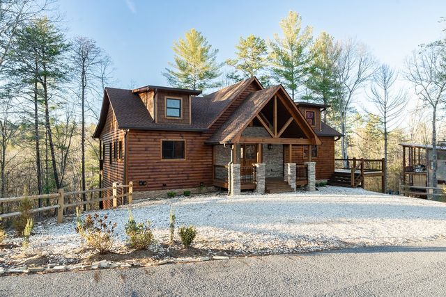 612 Kensington Drive, Mineral Bluff, GA 30559