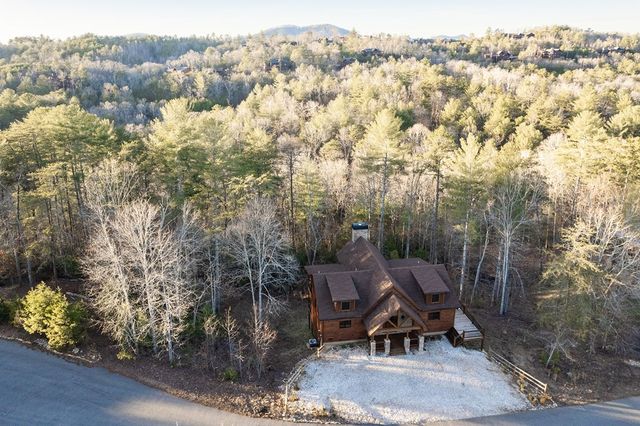 612 Kensington Drive, Mineral Bluff, GA 30559