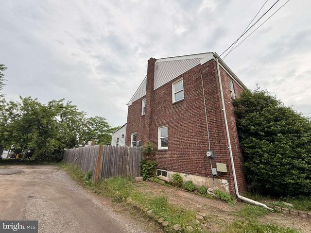 510 DEKLYN AVE, Trenton, NJ 08610