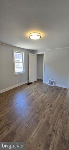 510 DEKLYN AVE, Trenton, NJ 08610