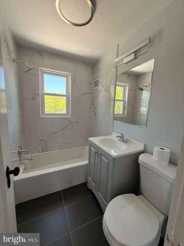 510 DEKLYN AVE, Trenton, NJ 08610