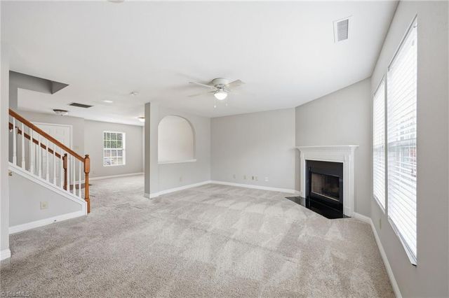 410 Walnut Crossing Drive, Whitsett, NC 27377
