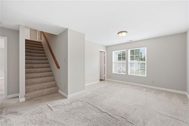 410 Walnut Crossing Drive, Whitsett, NC 27377