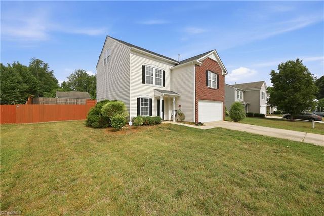 410 Walnut Crossing Drive, Whitsett, NC 27377