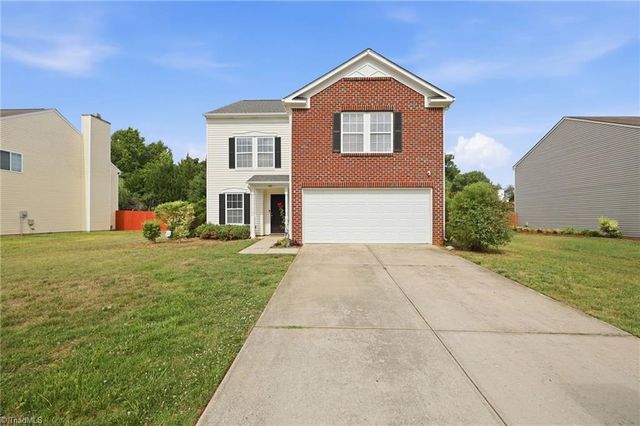 410 Walnut Crossing Drive, Whitsett, NC 27377
