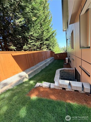 4305 NE 26 Place, Renton, WA 98059