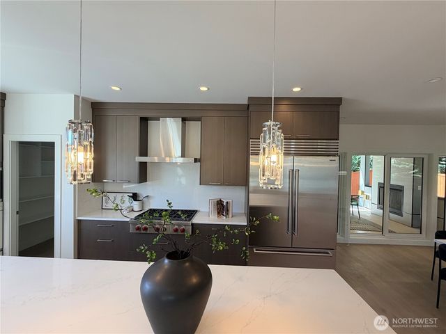4305 NE 26 Place, Renton, WA 98059