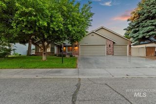 11909 W Patrina Dr, Boise, ID 83713