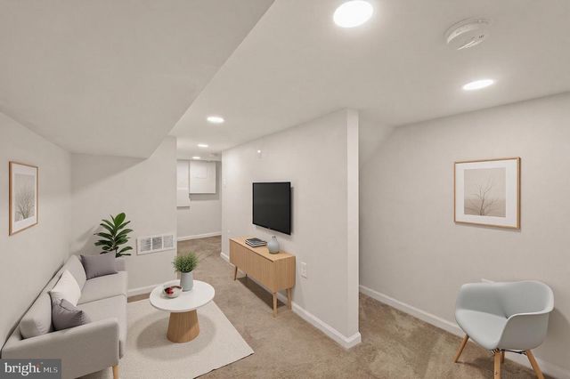 2211 E HAROLD ST, Philadelphia, PA 19125