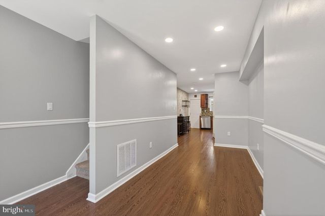 2211 E HAROLD ST, Philadelphia, PA 19125