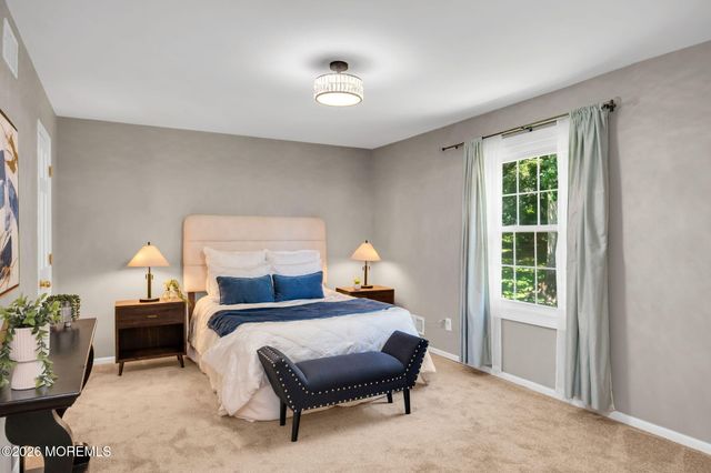 45 The Trail, Middletown, NJ 07748