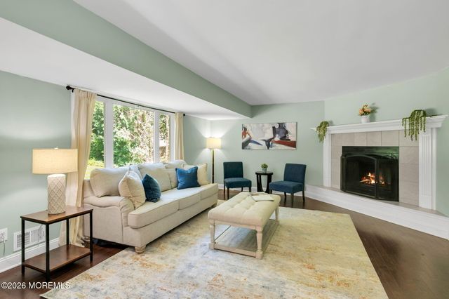 45 The Trail, Middletown, NJ 07748