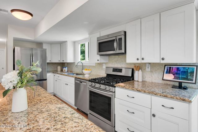 45 The Trail, Middletown, NJ 07748