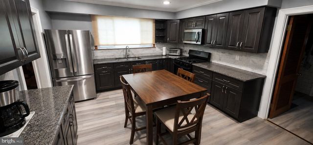 214 3RD AVE, Cherry Hill, NJ 08002