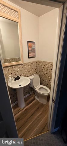 214 3RD AVE, Cherry Hill, NJ 08002
