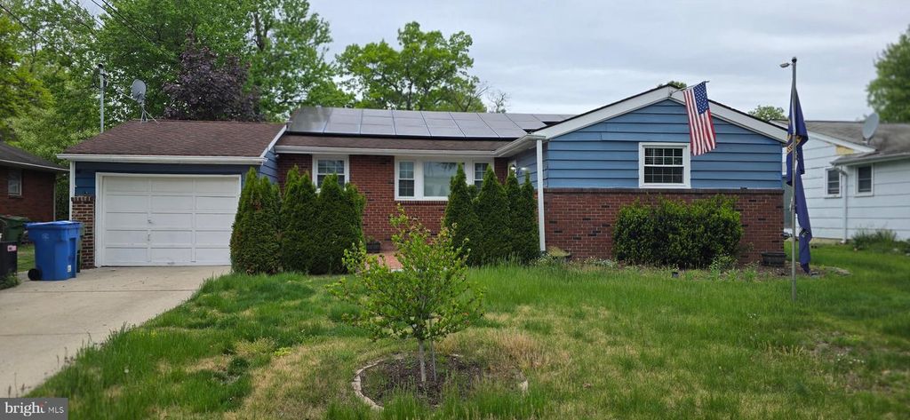 214 3RD AVE, Cherry Hill, NJ 08002