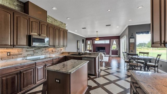 1210 FACET VIEW WAY, Valrico, FL 33594