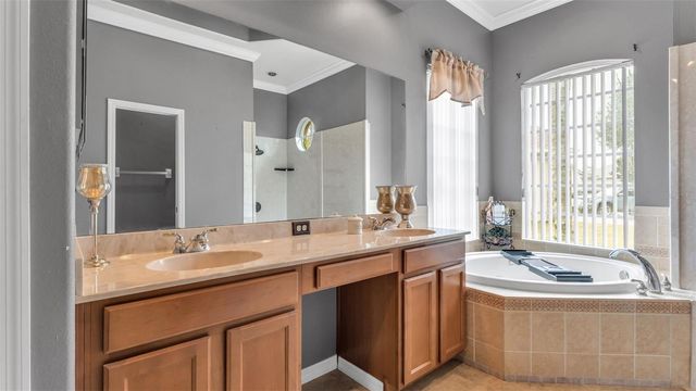 1210 FACET VIEW WAY, Valrico, FL 33594