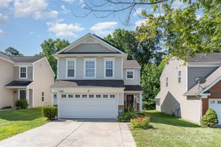5448 Wyalong Drive, Charlotte, NC 28227