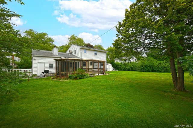 10 Linford Lane, Melville, NY 11747