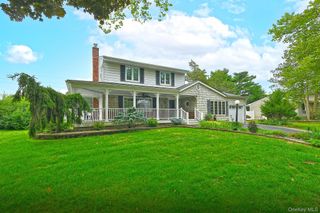 10 Linford Lane, Melville, NY 11747