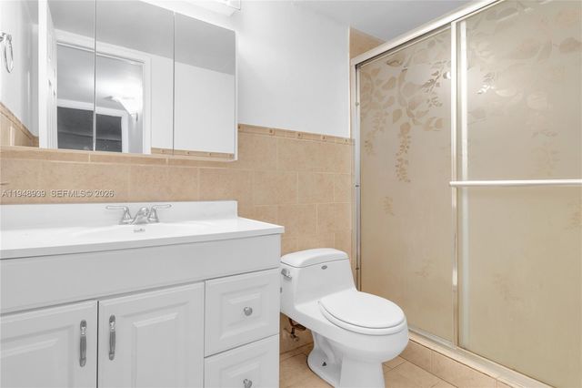 11273 SW 88th St 116J, Miami, FL 33176