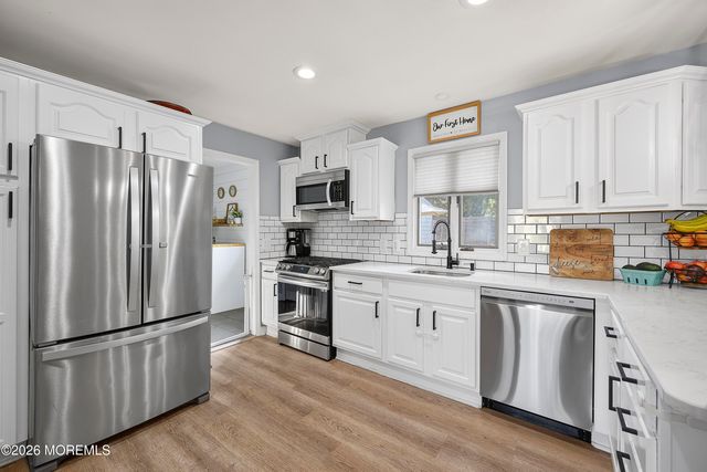 732 Lions Lane, Brick, NJ 08723