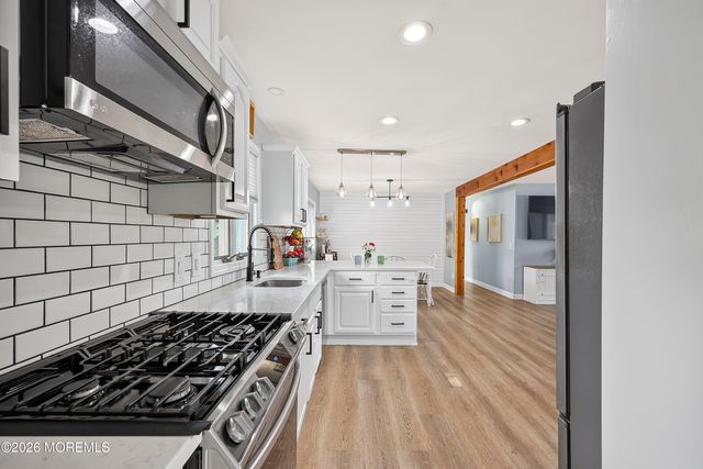 732 Lions Lane, Brick, NJ 08723