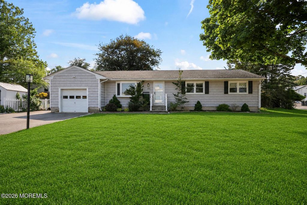 732 Lions Lane, Brick, NJ 08723